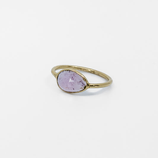 Vergulde ring met roze Toermalijn steen